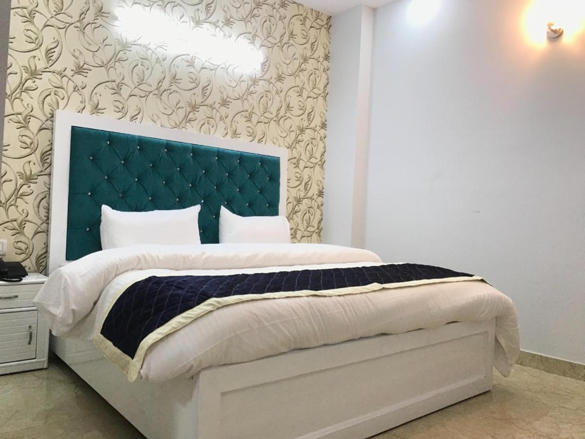Hotel O The Grand Palace Ghaziabad Luaran gambar