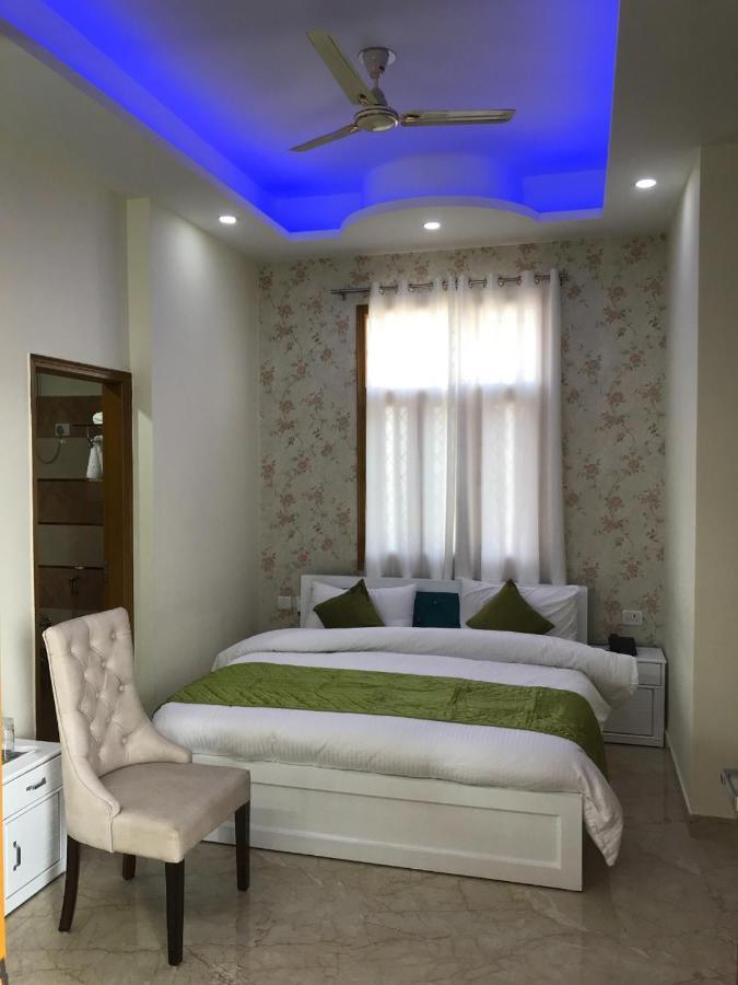 Hotel O The Grand Palace Ghaziabad Luaran gambar